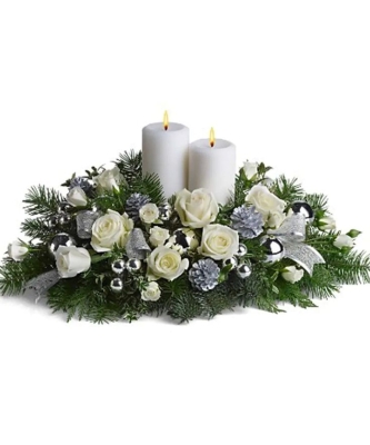 Classic white and silver table decoration